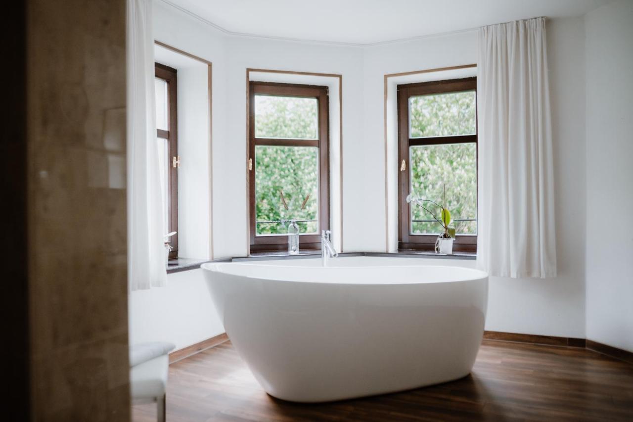 Schlosshotel Stecklenberg ثال المظهر الخارجي الصورة