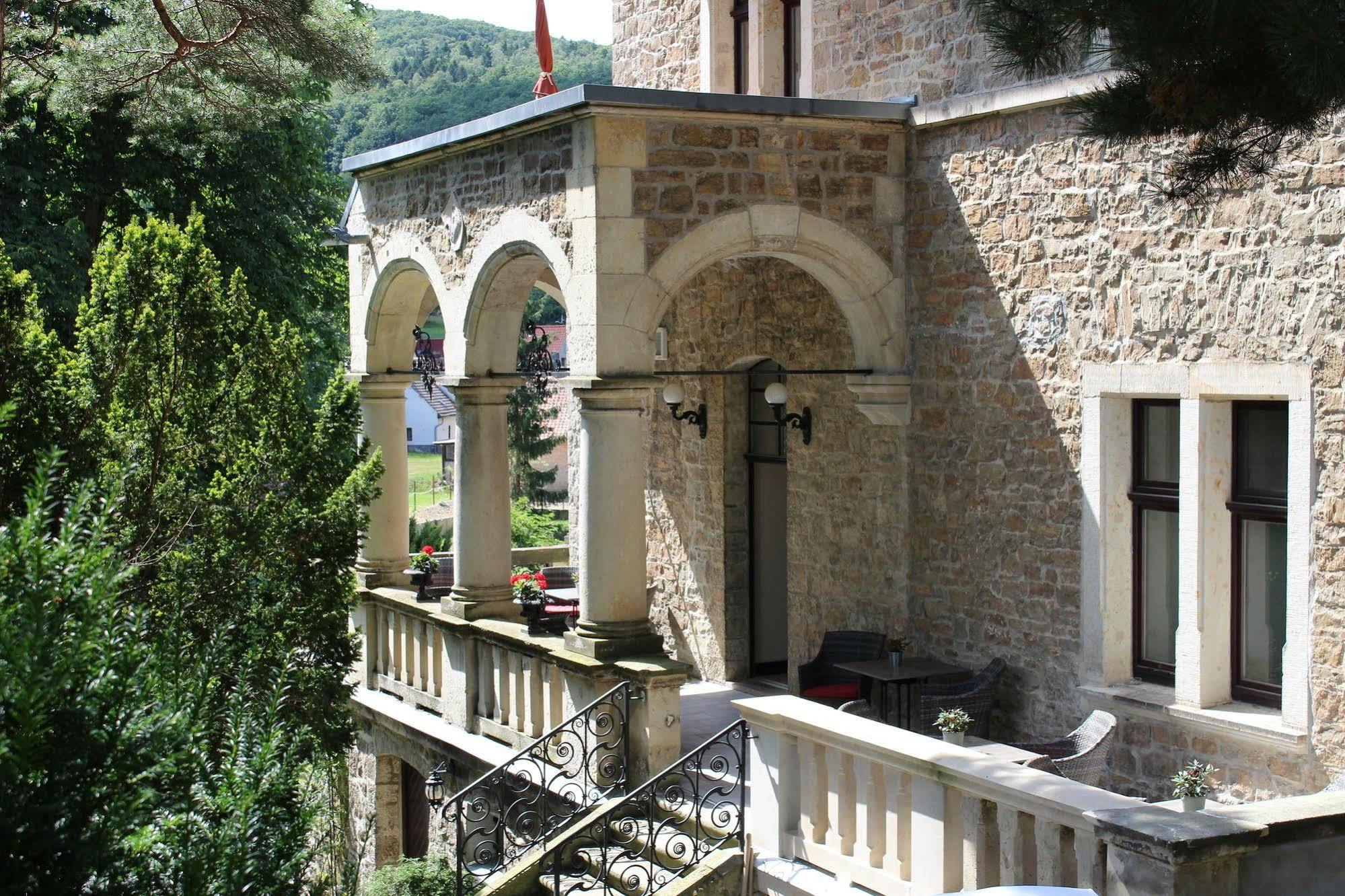 Schlosshotel Stecklenberg ثال المظهر الخارجي الصورة